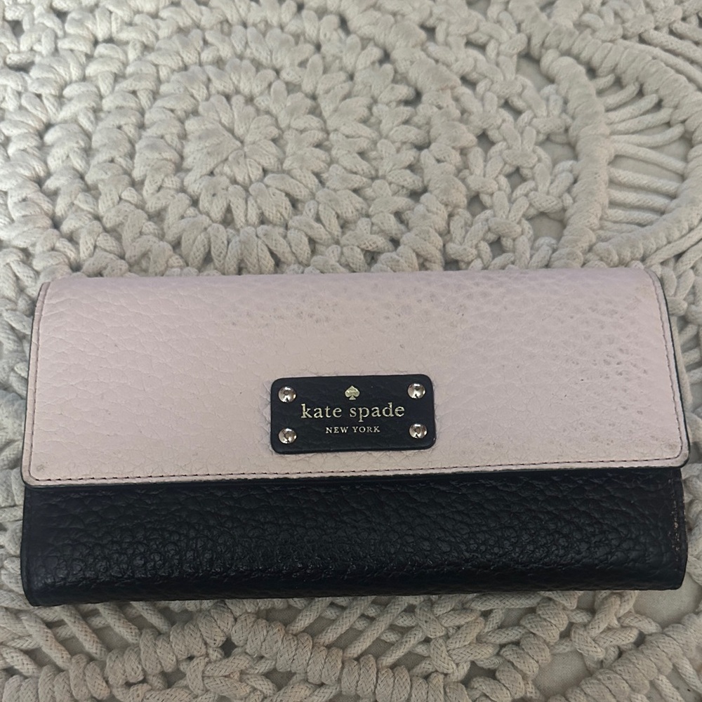 Kate Spade Black and Light Pink Wallet